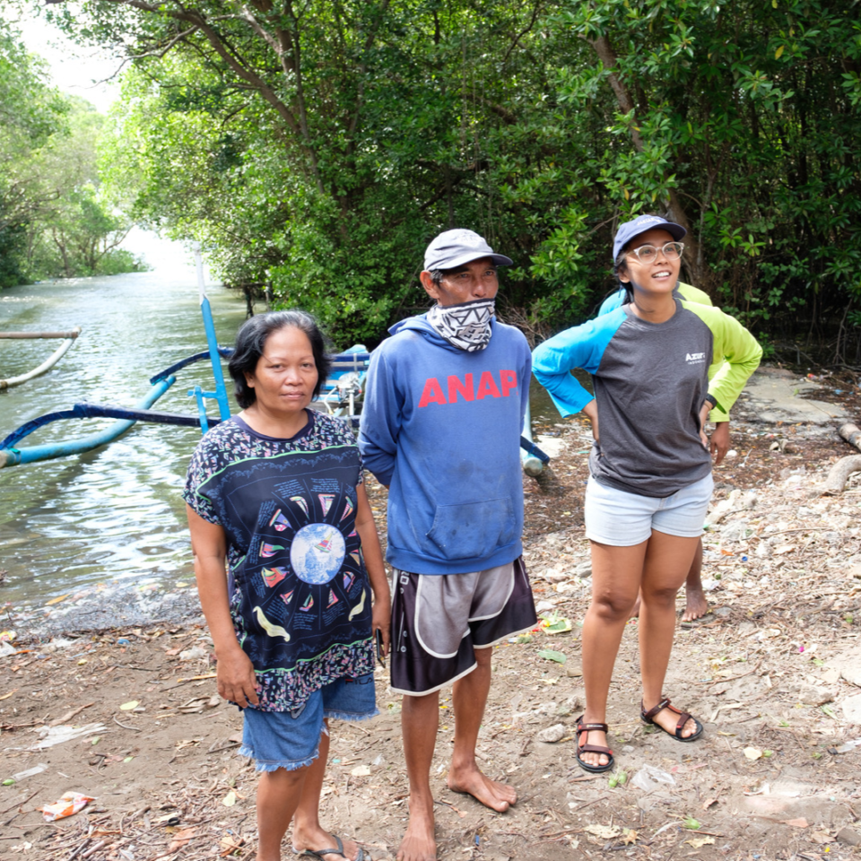 Nadea Nabilla, Co-founder at Azura (right) with local fisherfolk in Bali.